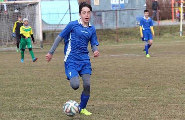 朱艺：德国裁判丹克特来华担任足协杯VAR，高亨进主哨